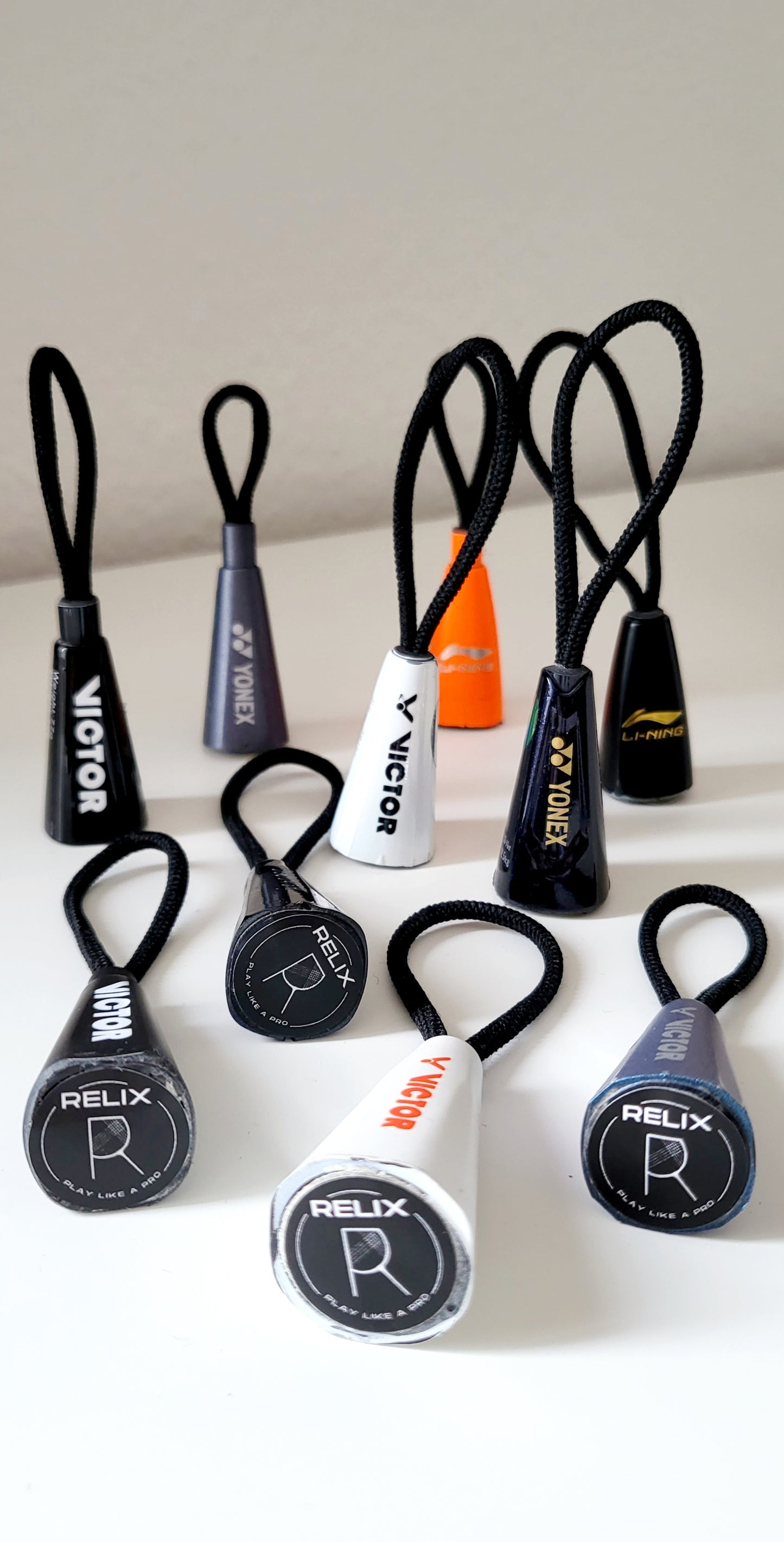 Keychain BLACK Edition